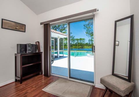 SWISS 23 - Lake Stephanie House in Groveland