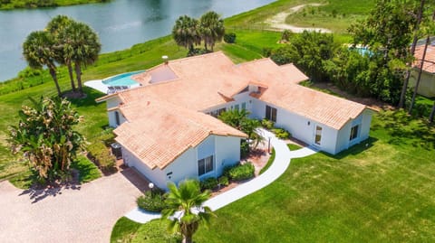 SWISS 57 - Lake Denise House in Florida