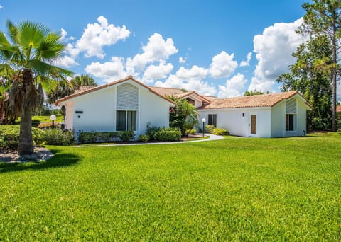 SWISS 57 - Lake Denise House in Florida