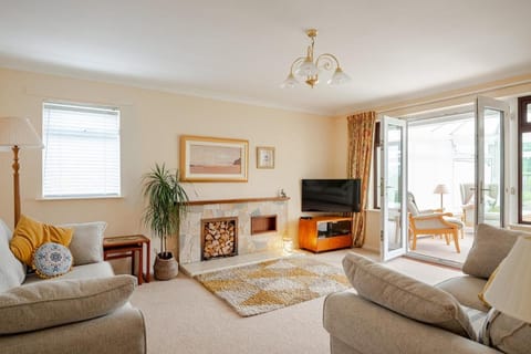 The Burrow, a Spacious Bungalow in Heart of NI House in Northern Ireland
