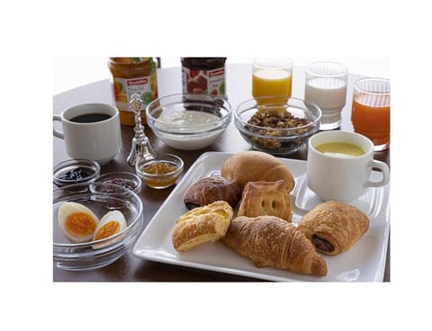 Buffet breakfast