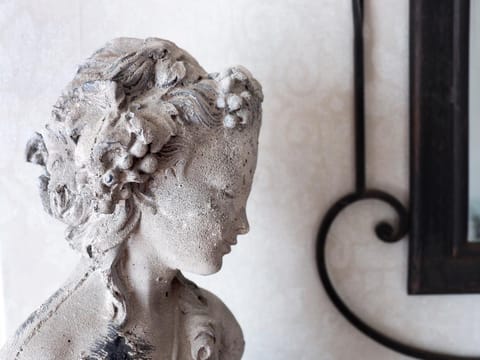 Decorative detail