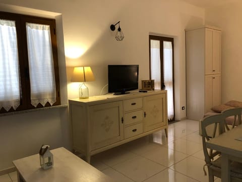 Elegante monolocale al centro del paese Apartment in Teulada