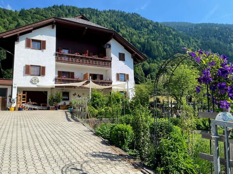 Landhaus Marmorata Apartment in Villach