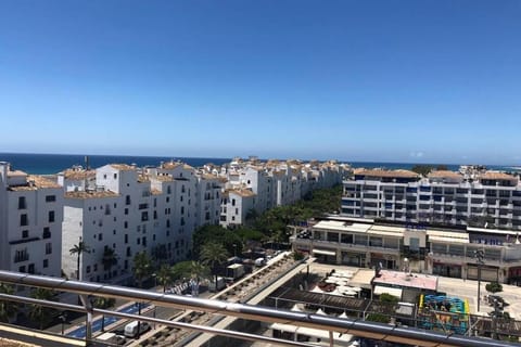 Bird's eye view, City view, Sea view, Street view
