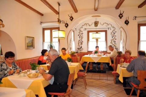 Roter Adler Bed and Breakfast in Kaltern an der Weinstraße