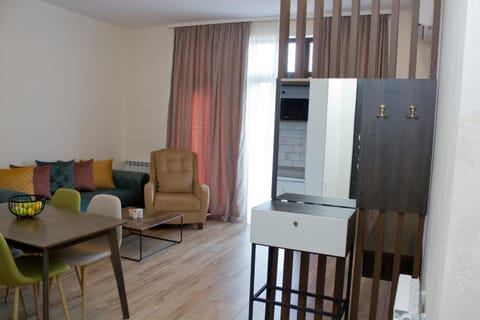Living room, Dining area