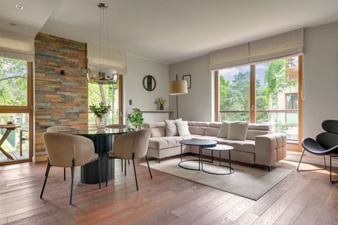 Living room, Seating area, Dining area