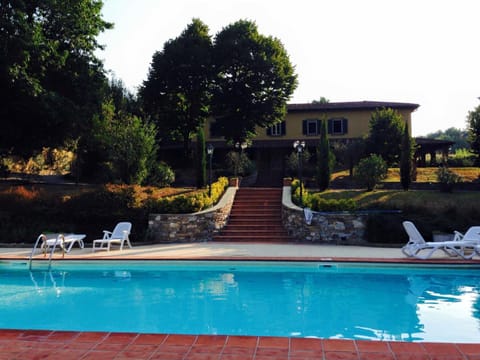 Lucca Cycling Holidays Il Tiglio Rooms Bed and Breakfast in Capannori