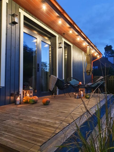 Patio, Balcony/Terrace, Garden view
