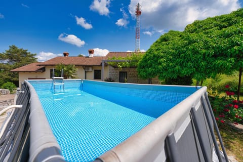 Pool view, Swimming pool, sunbed