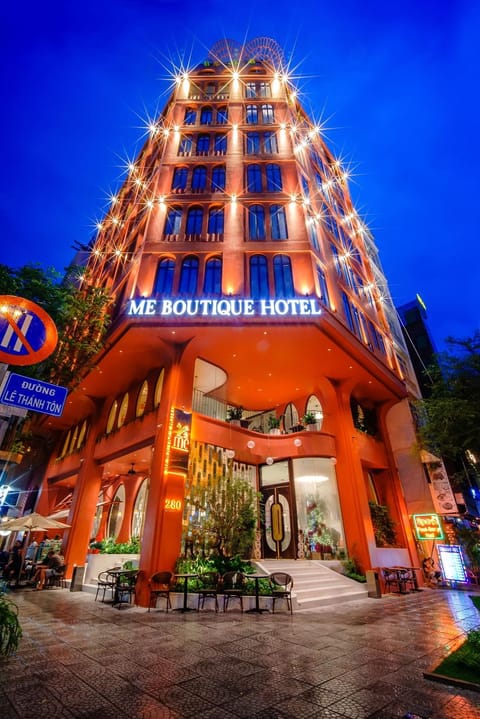 Property building, Night, City view, Location