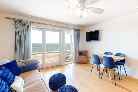 Nautical Haven at Seaside Apartment in North Truro