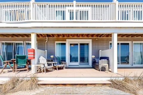 Nautical Haven at Seaside Apartment in North Truro