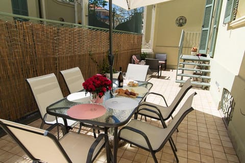 Balcony/Terrace, Dining area