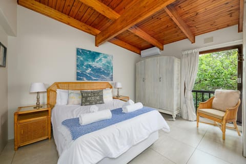 Bed, Bedroom, air conditioner