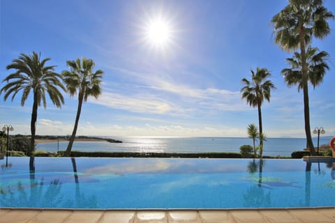 Sea view, Swimming pool