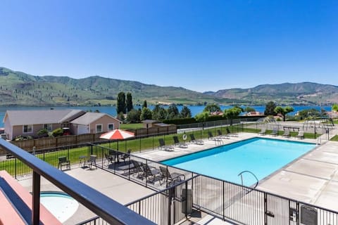 Lake Chelan Shores Shore Serenity 19-3 Apartment in Chelan (In Town)