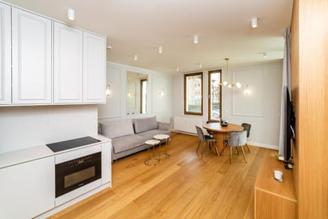 Kitchen or kitchenette, Living room