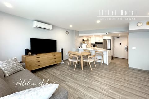 New Aloha Waikiki Ilikai Hotel Condo Free Parking Apartment hotel in Honolulu