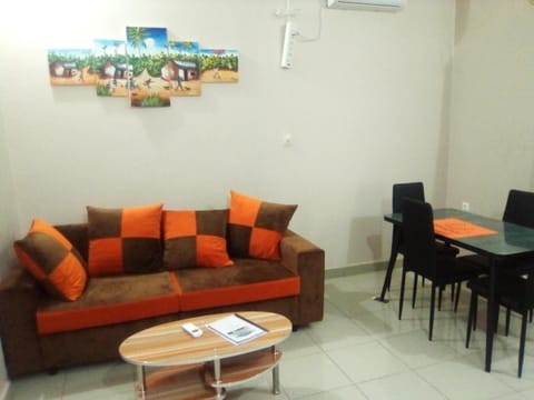 Living room, Lounge or bar, Dining area