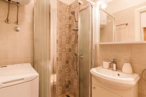 1BR Premium, Terrace & Parking Zadar Apartment in Zadar