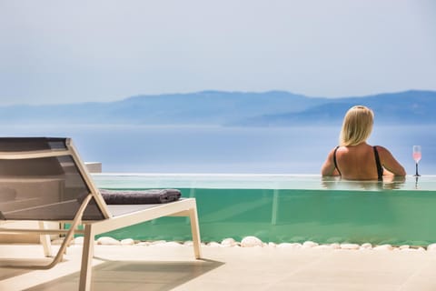 Sea view, Swimming pool