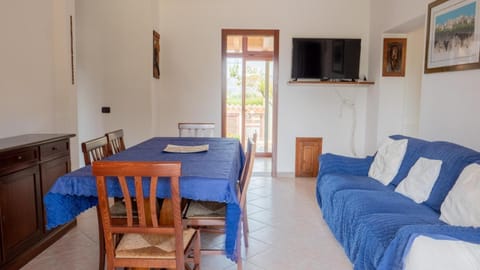 La Cinta 2 Apartment in San Teodoro