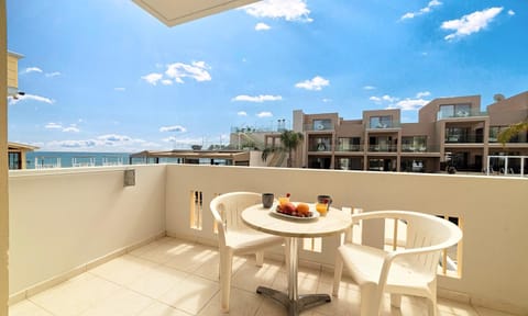 Sunlight Beach Hotel Apartment hotel in Crete