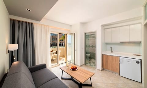 Sunlight Beach Hotel Apartment hotel in Crete