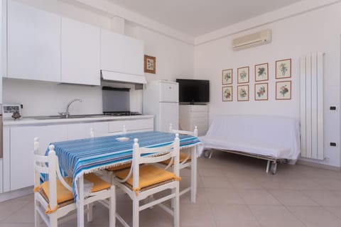 N236 - Numana, bilocale vista mare nel cuore del paese Apartment in Numana