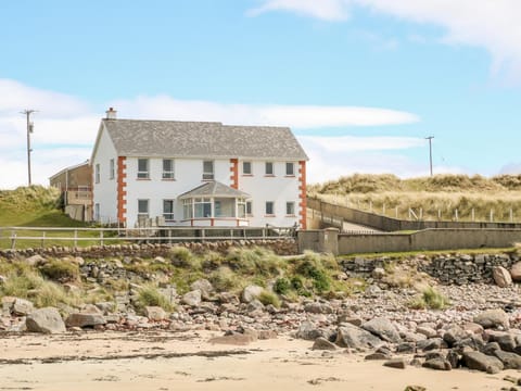 Realt na Farraige House in County Donegal