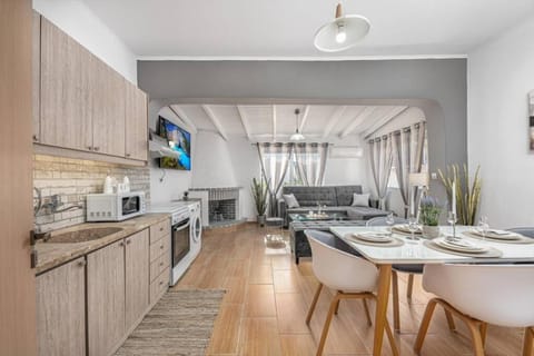 Dennis City Center Elegant Apartment 2 Apartment in Zakynthos