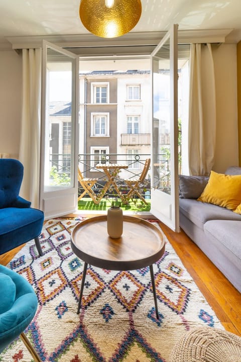 Balcony/Terrace, Living room