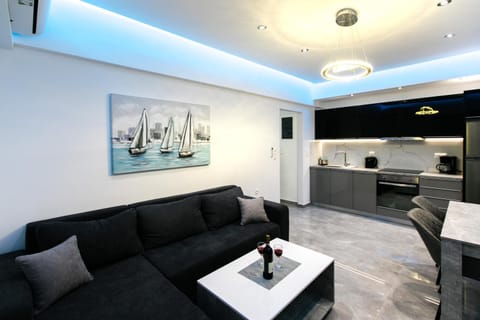 Kitchen or kitchenette, Living room