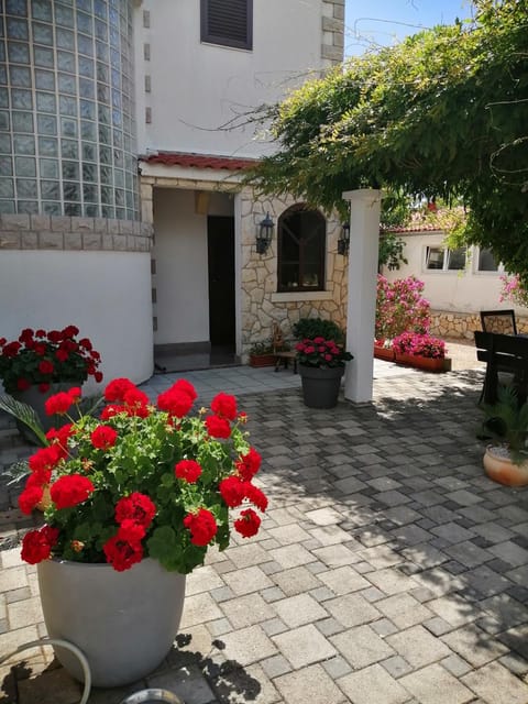 Apartmani Mirjana Apartment in Šibenik-Knin County, Croatia