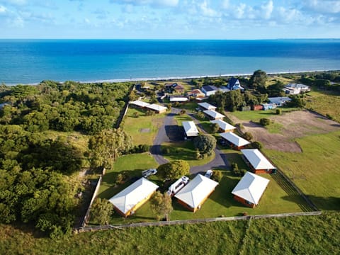 Property building, Bird's eye view, Garden