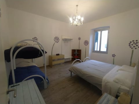 Appartamento Viola Apartment in Pietra Ligure