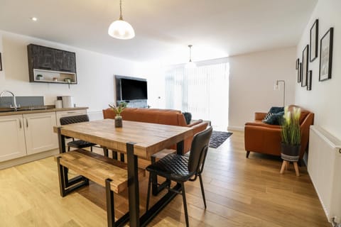 2 Pensyflog Barns House in Porthmadog