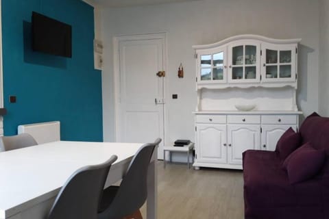 Apt T2 41m2 WIFI 2* 4-6 pers. La BOURBOULE Apartment in Auvergne-Rhône-Alpes