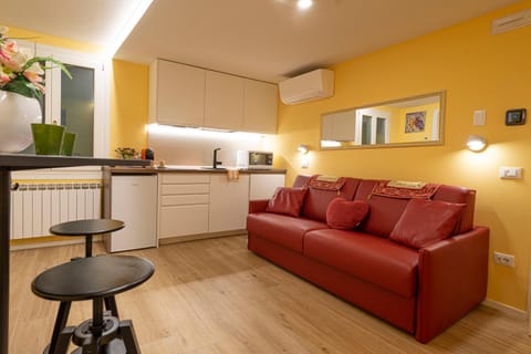 Kitchen or kitchenette, Living room, Dining area
