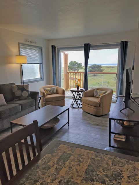 Chautauqua Resort & Conference Center Hotel in Long Beach