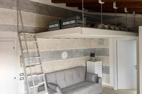 La petite maison de Stephanie Apartment in Province of Brescia