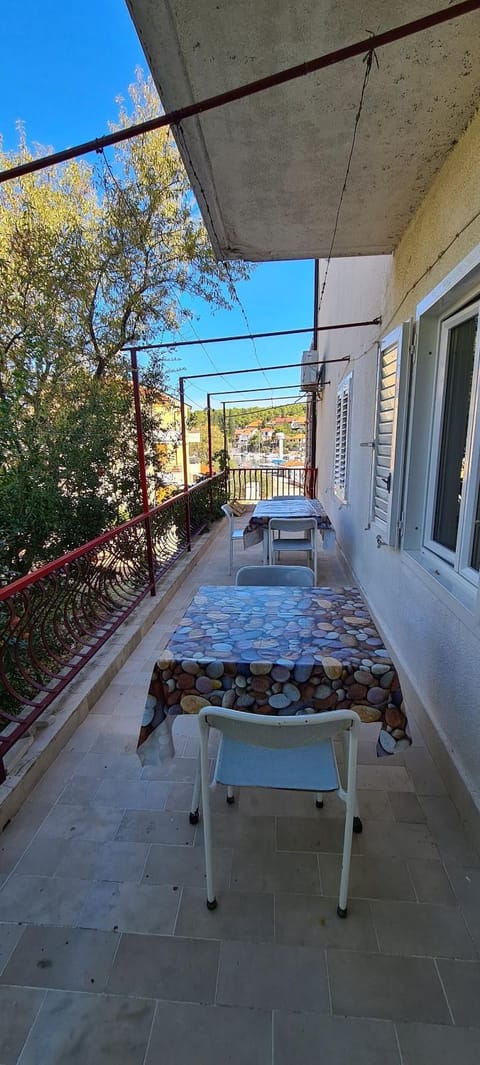 Property building, Balcony/Terrace