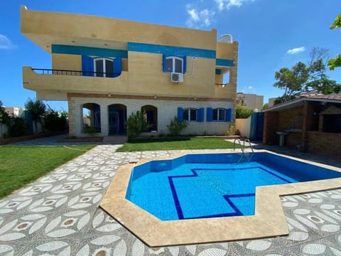 Garden, Swimming pool