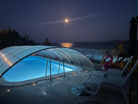 Sea view, Swimming pool