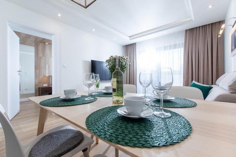 Apartament NATURAL 1 Gardenia Dziwnów z widokiem na morze EPapartamenty Apartment in West Pomeranian Voivodeship, Poland