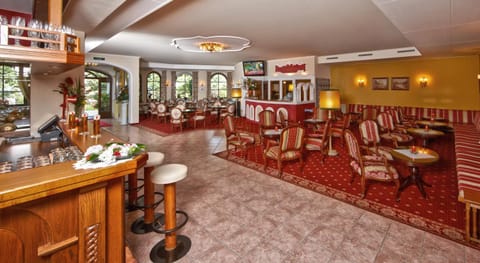 Day, Summer, Lobby or reception, Lounge or bar