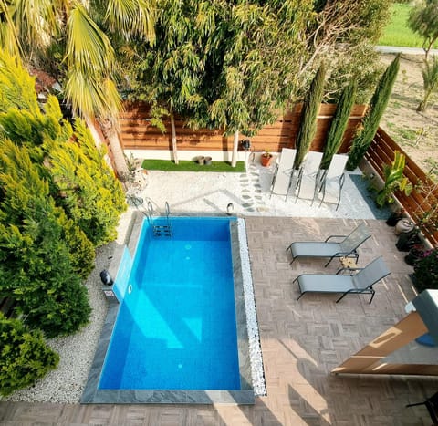 Patio, BBQ facilities, Balcony/Terrace, Pool view, Sea view, Swimming pool