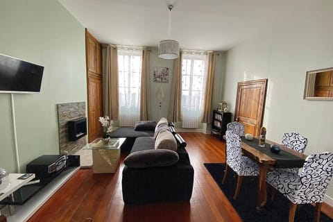 Appartement : Le petit paradis de la Loire Apartment in La Charité-sur-Loire